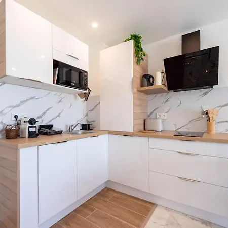 1-br Renovated Near Croisette *