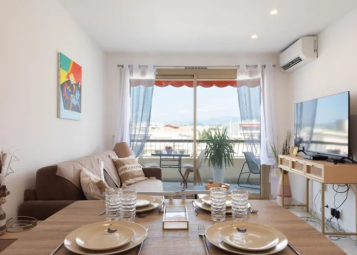 Daire 1-br Renovated Near Croisette *